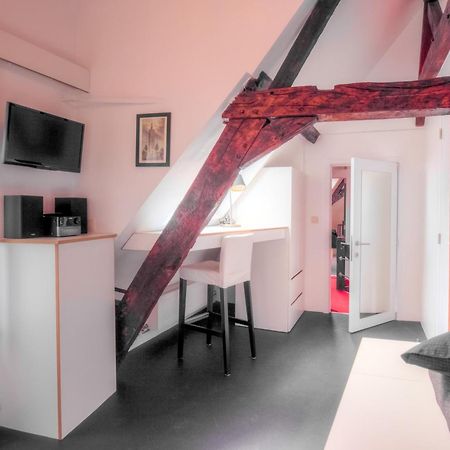 Mons Dragon House Hotell Exteriör bild
